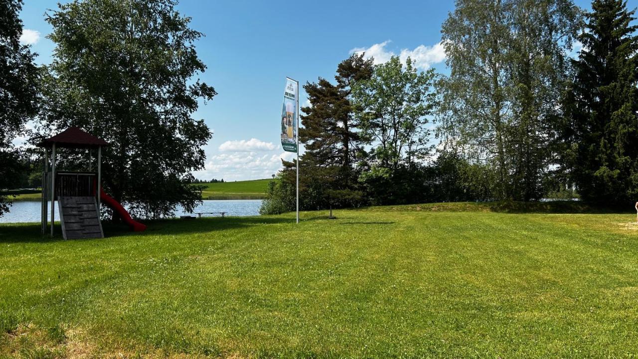 Direkt Am See Mit Bergblick سيغ المظهر الخارجي الصورة